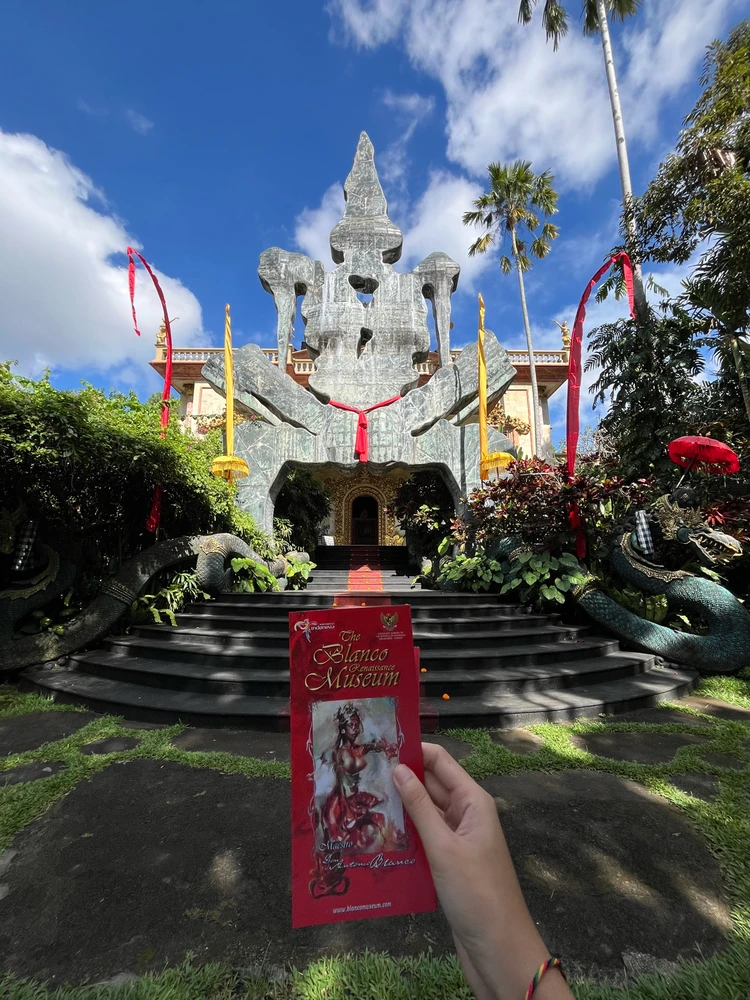 Gambar diunggah oleh Lil