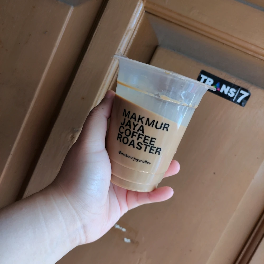 GIF diunggah oleh 𝚅𝙴𝙻𝙾𝚄𝚁𝙸𝚇