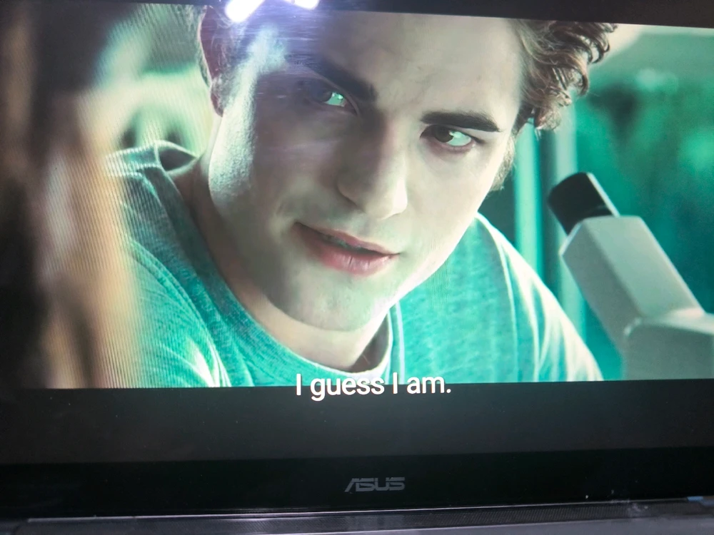 GIF uploaded by Chi Hiro