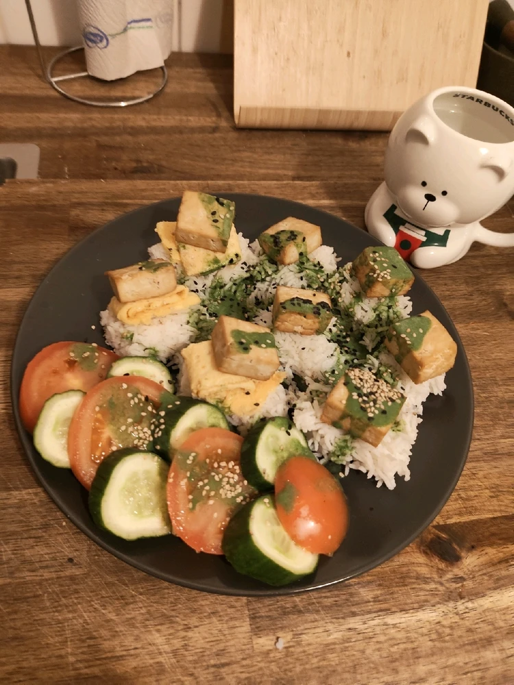 Keine Ahnung was da passiert ist... Aber dennoch wünsche euch einen schönen Abend 😁