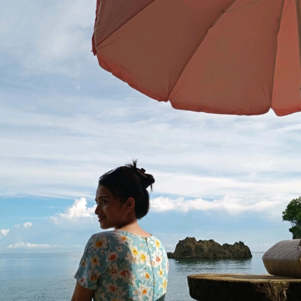 GIF diunggah oleh Vera