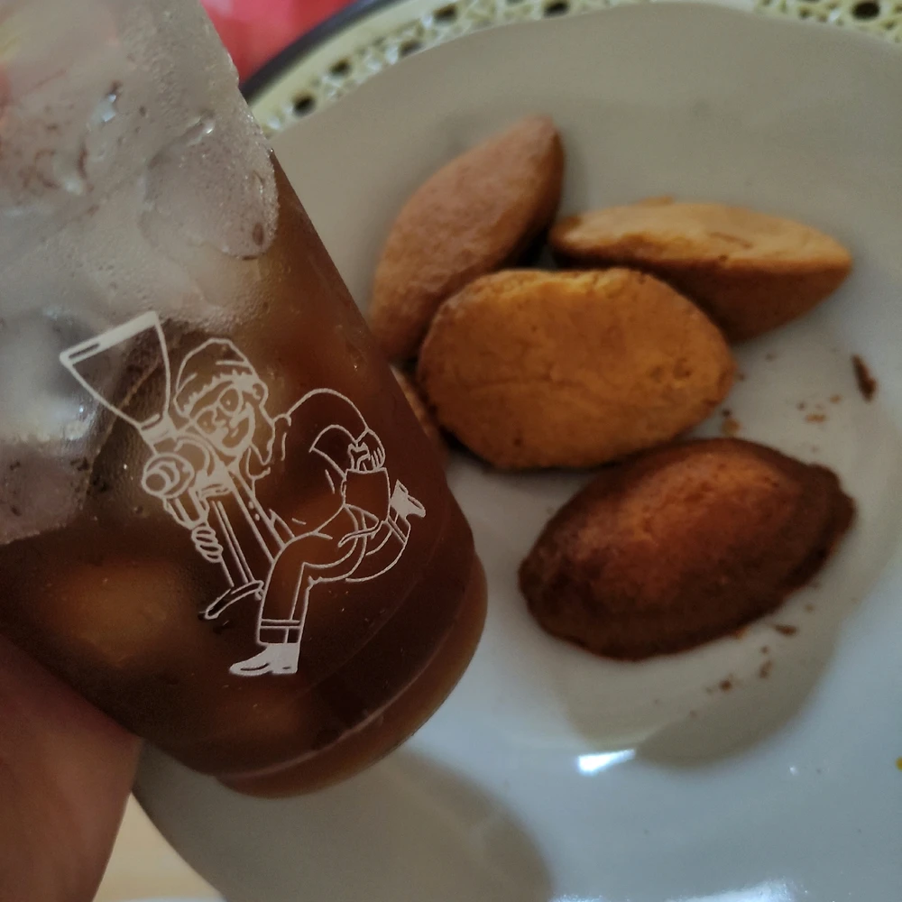 Gambar diunggah oleh 𝚅𝙴𝙻𝙾𝚄𝚁𝙸𝚇