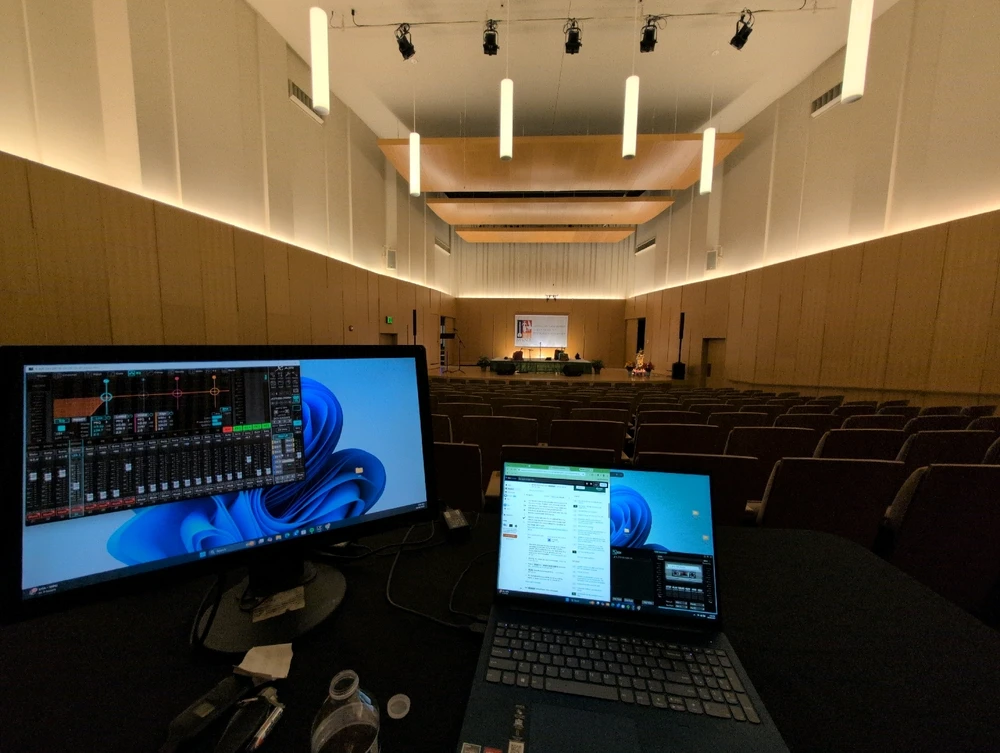 GIF uploaded by Joseph Hayhoe