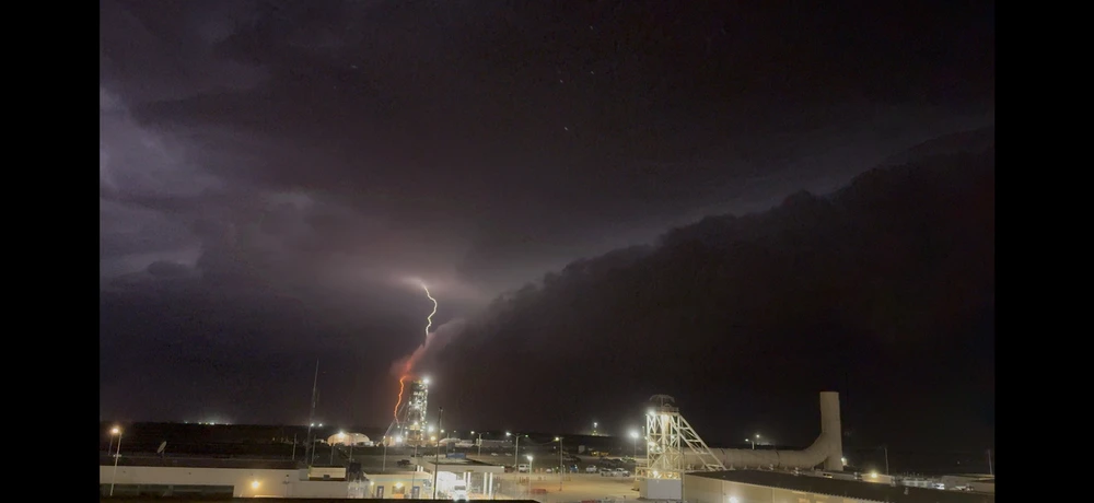 Lightning strikes i managed to capture