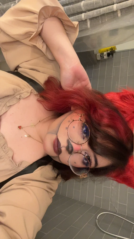 Cringe (・`ω´・)