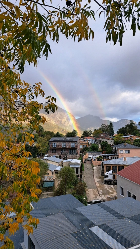 GIF uploaded by Heiny