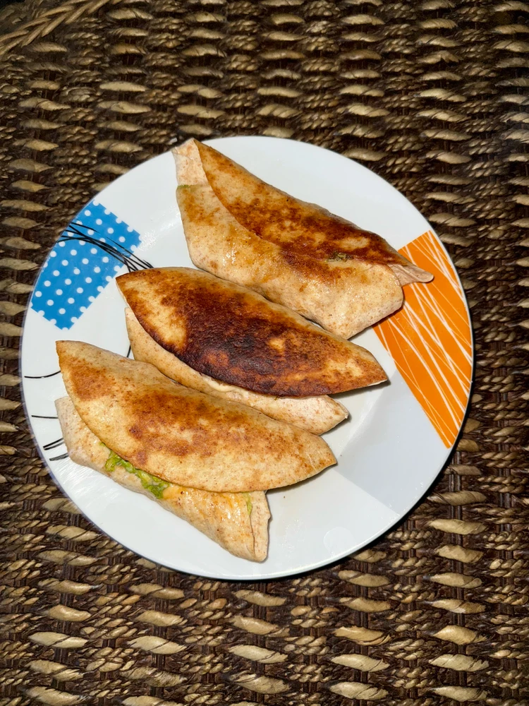 GIF uploaded by Tylerr