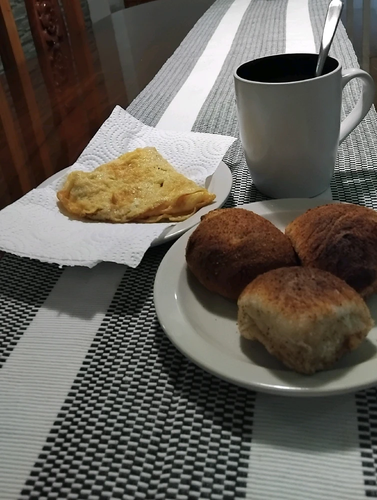 GIF uploaded by Maria Jhu