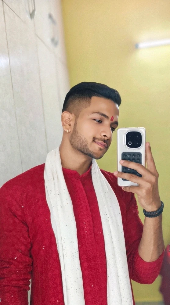GIF gi-upload ni Sourabh
