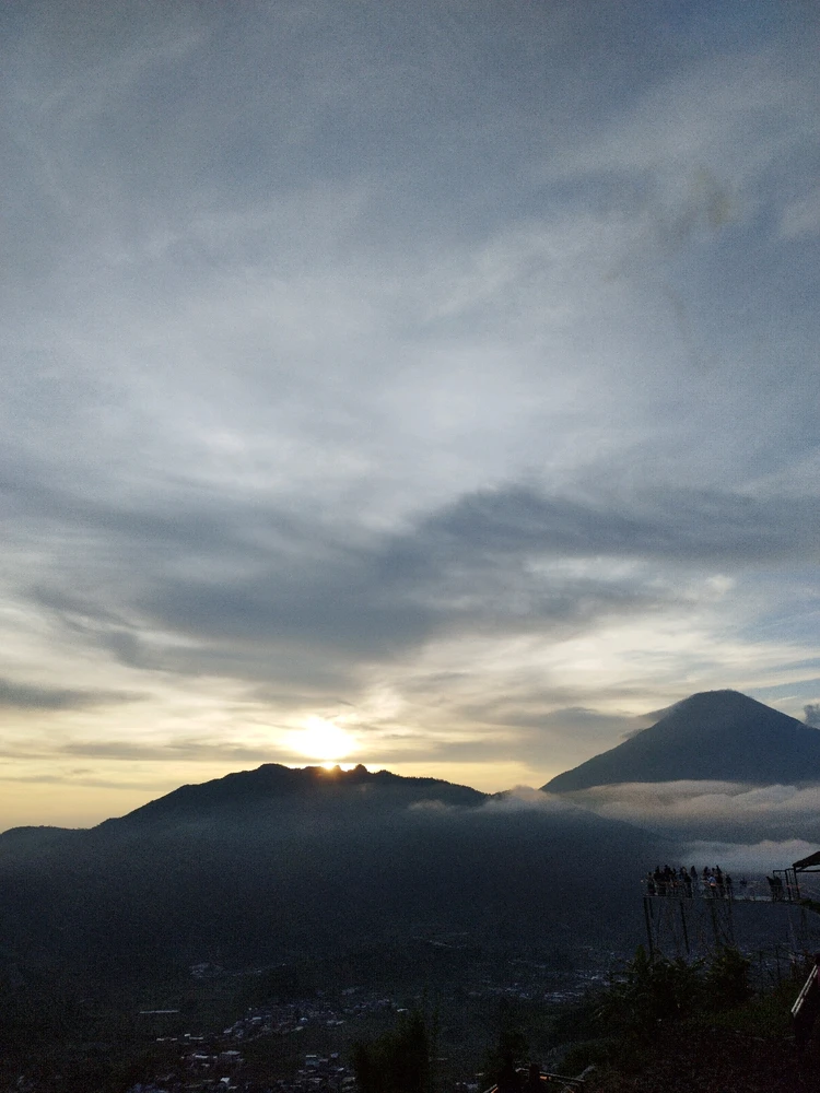 GIF uploaded by 𝗗𝗔𝗗𝗦 𝗕𝗢𝗗