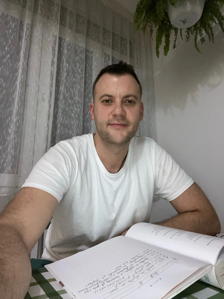 GIF încărcat de Dragoș - Bogdan