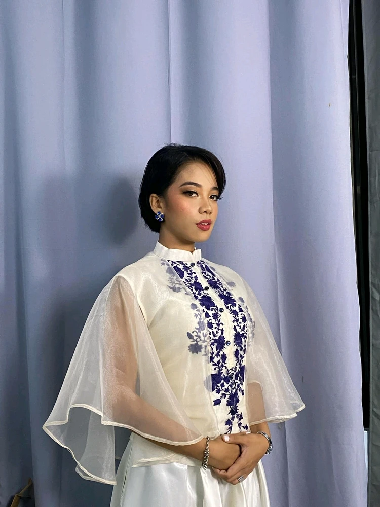 GIF uploaded by Kallisté