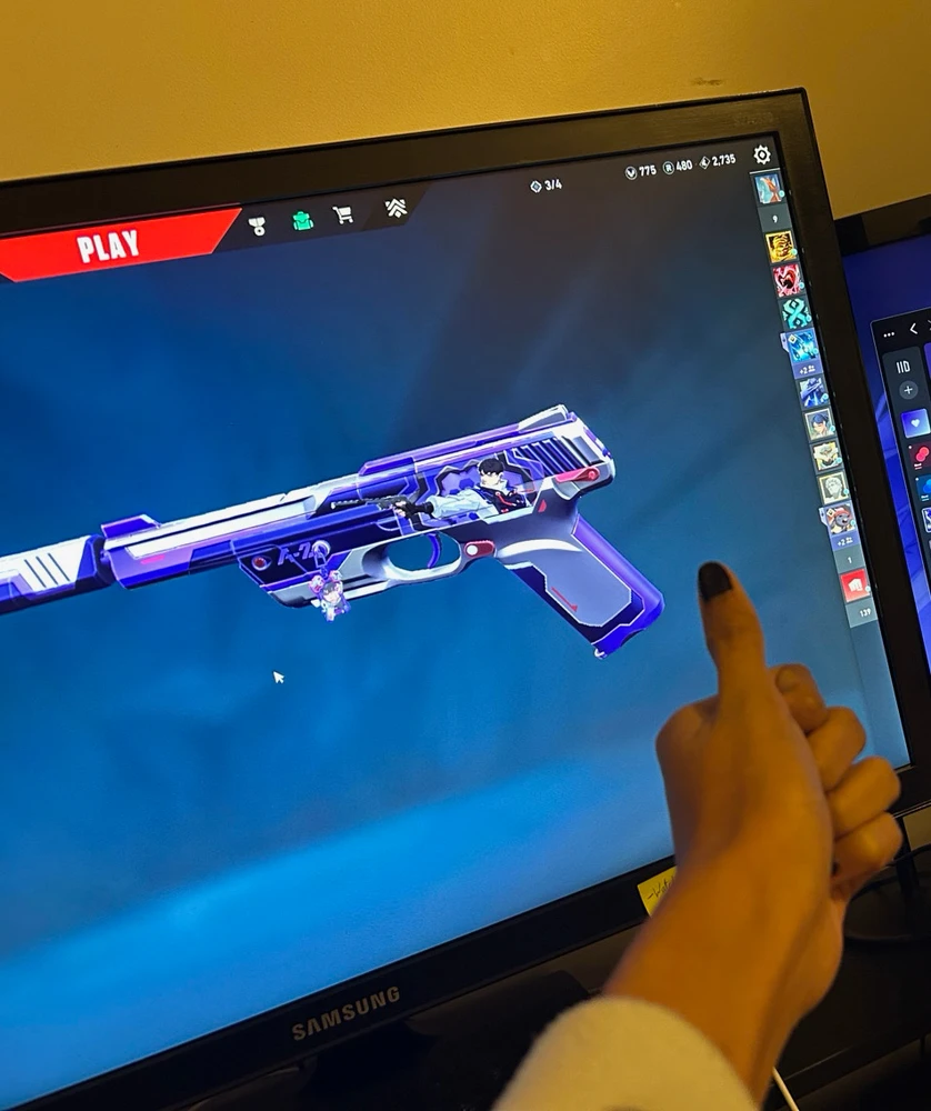 GIF uploaded by Samantha