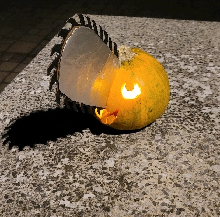 Halloween deko done 😅