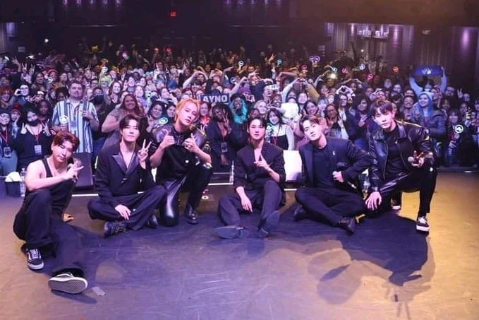 GIF diunggah dening Dianna