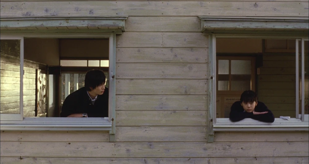 A Gentle Breeze in the Village (2007)