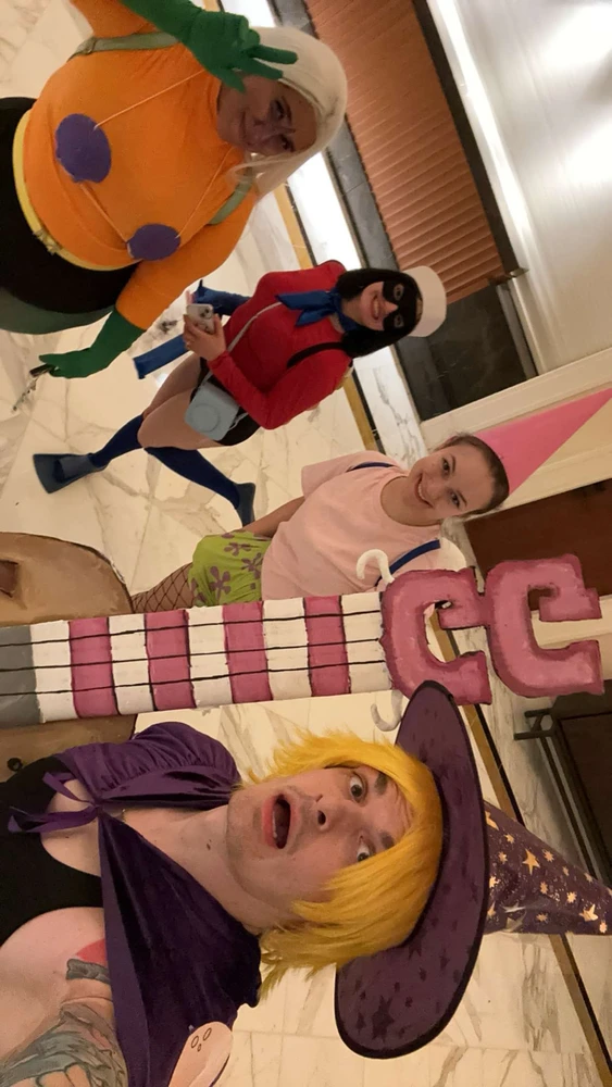 SpongeBob cosplay 🧽⭐️🧜‍♀️🪸