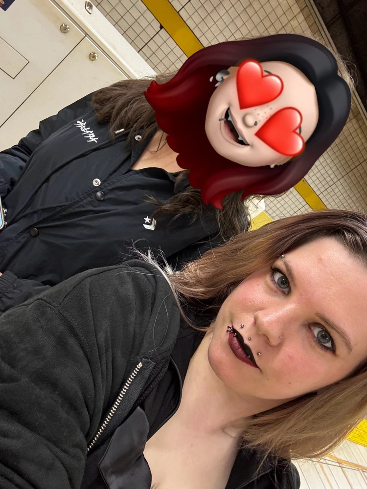 GIF uploaded by Zoë