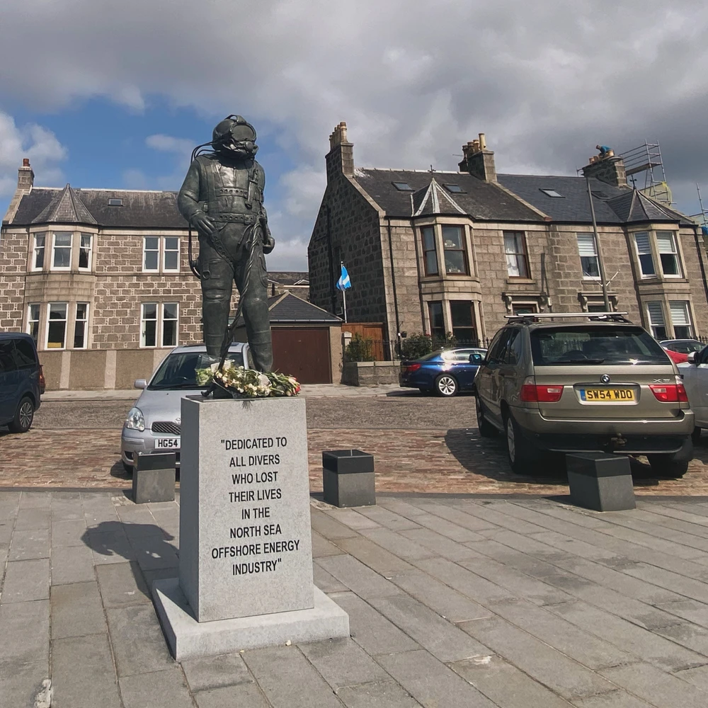 GIF uploaded by Bora