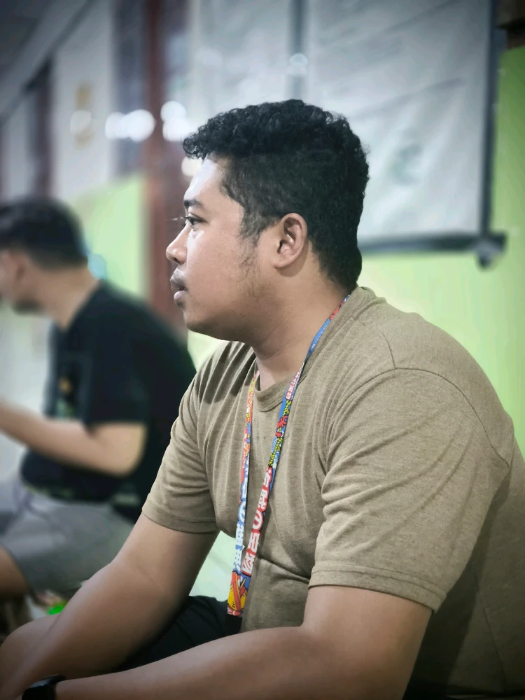 GIF diunggah oleh Wisnu