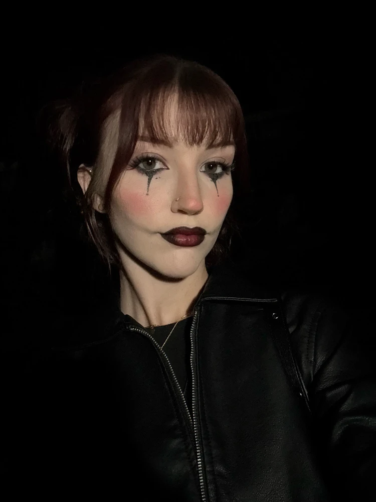 Happy Halloween 🖤🕸️