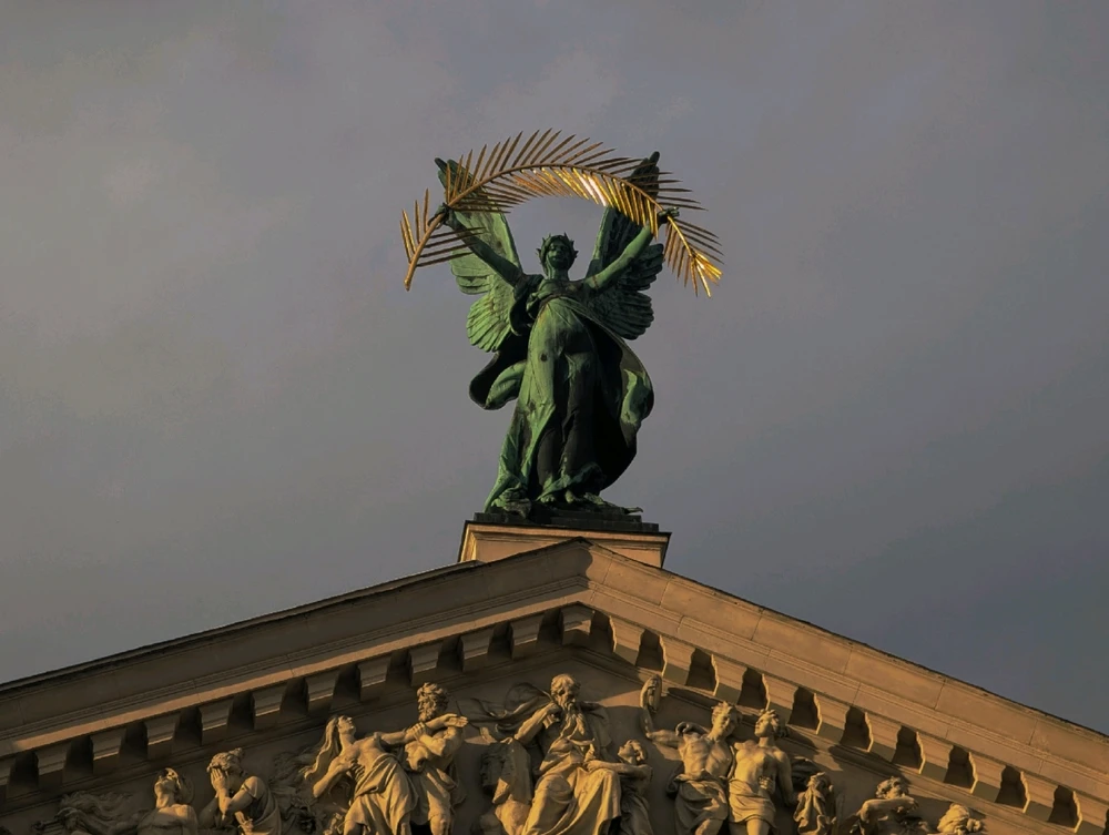 GIF uploaded by Лея