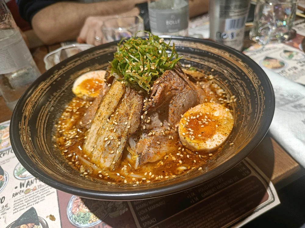 GIF caricata da Edgar Allan pollo