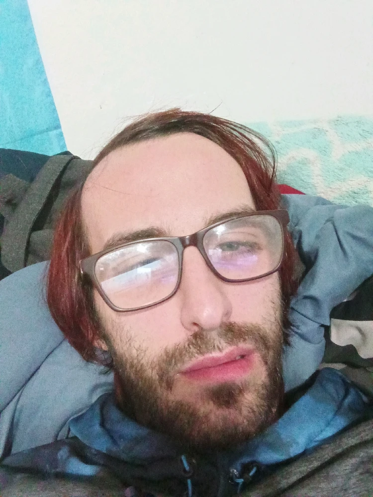 GIF uploaded by Andrea