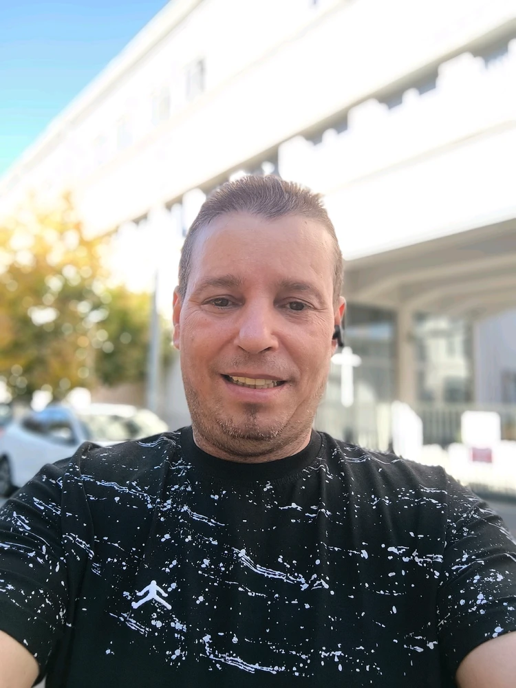 GIF încărcat de Relu