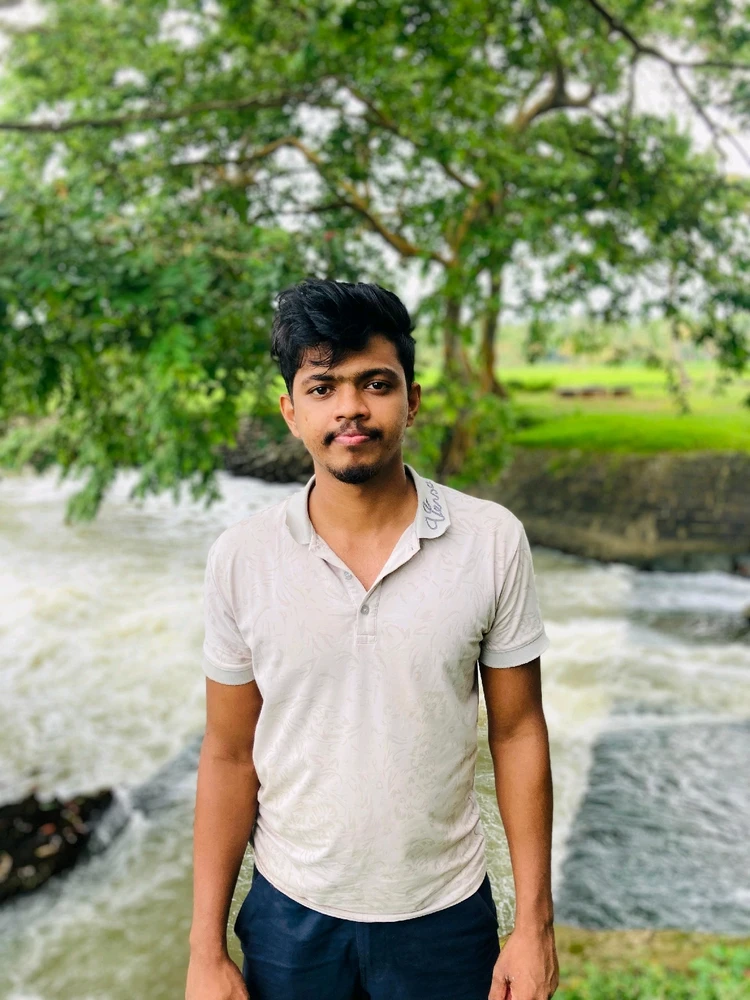 GIF uploaded by Thushan