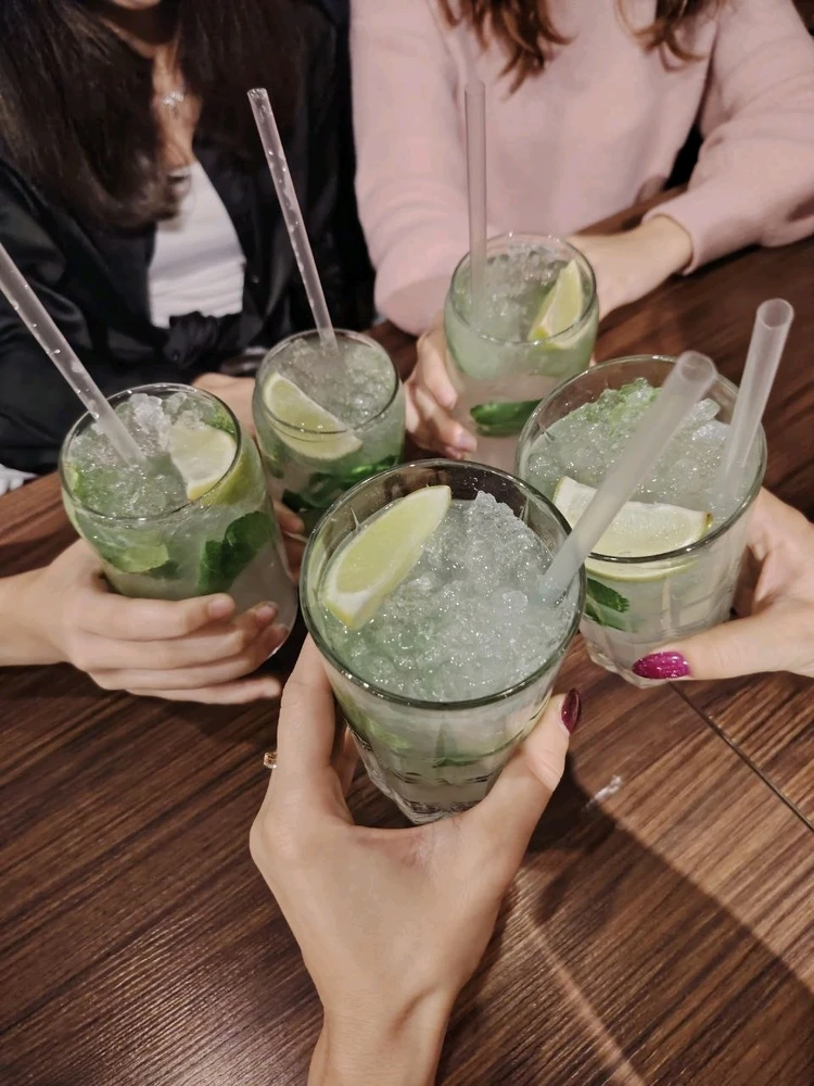 Фото загрузил Лилит