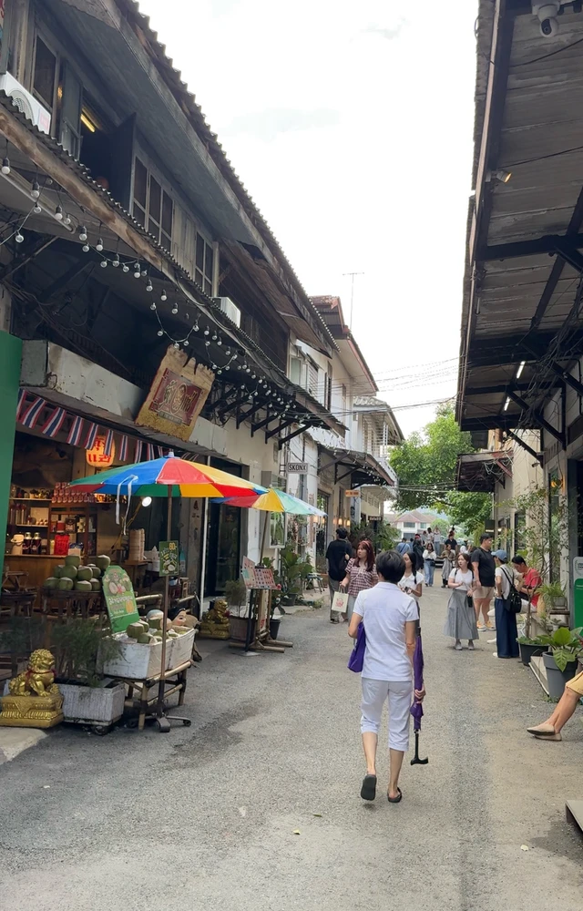 Solo Traveling is fun lol