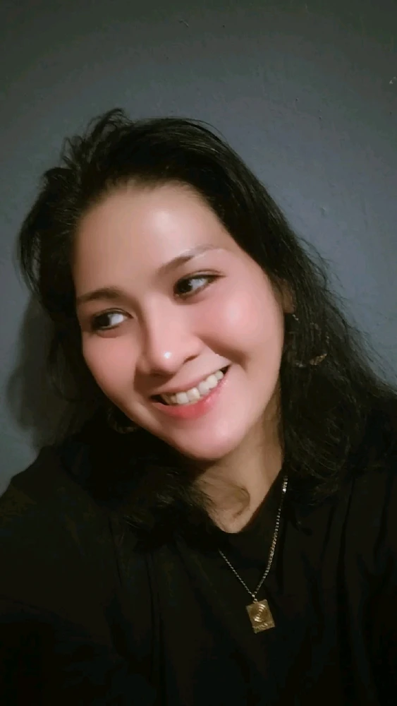 GIF uploaded by Maria