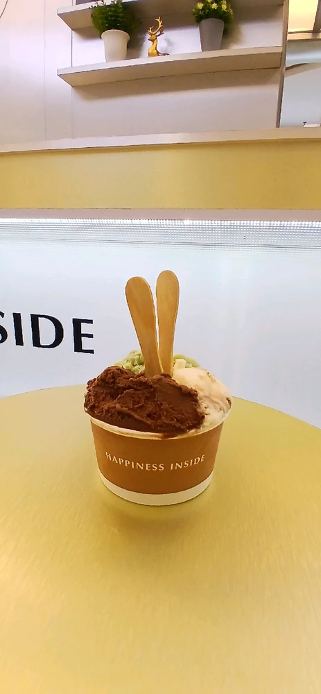 GIF diunggah oleh Gé