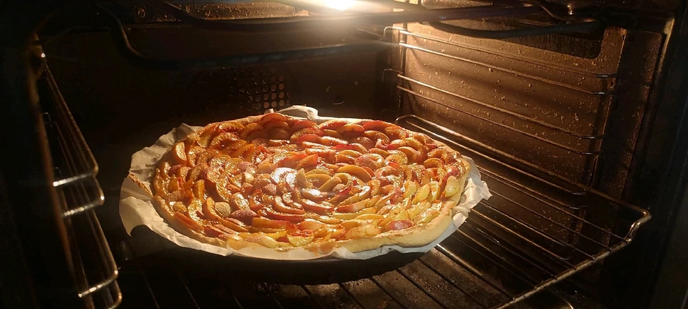 La petite tarte aux pêches du jardin 😋