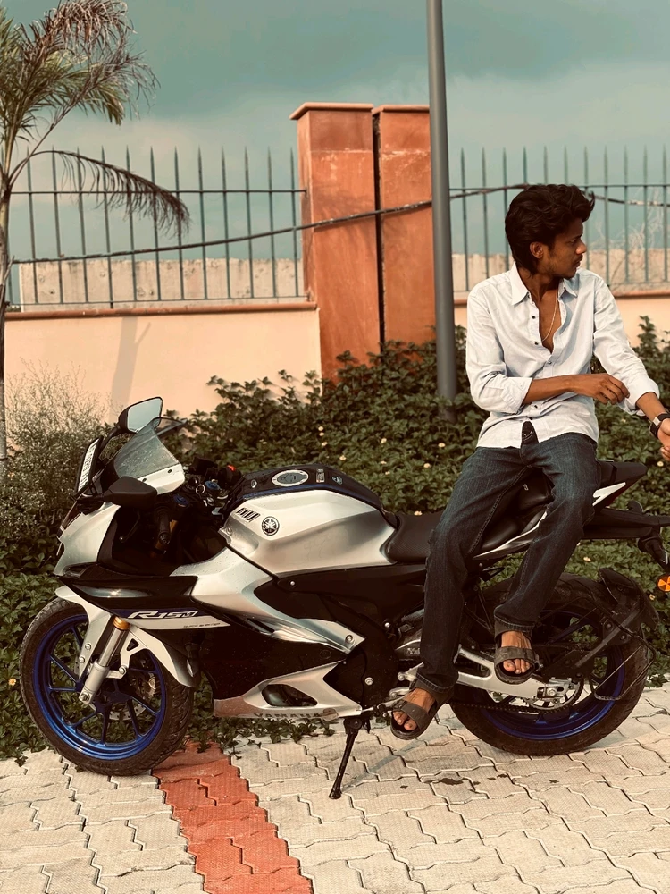 Hasan 上傳的 GIF