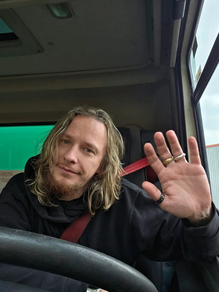 GIF uploaded by Ozzy