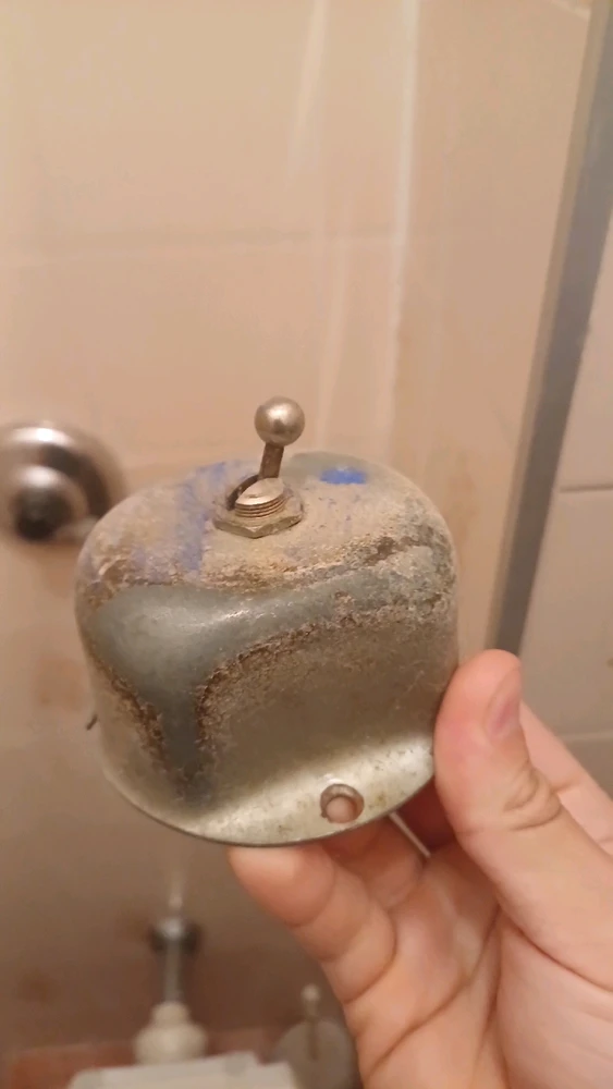 GIF uploaded by Felipe