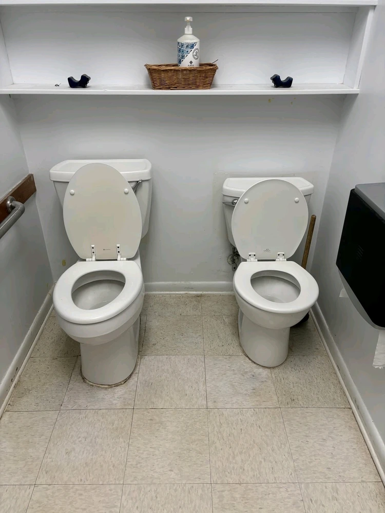 I want that holding hands while we poo together kind of love