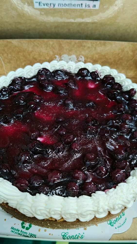 GIF uploaded by Aeri