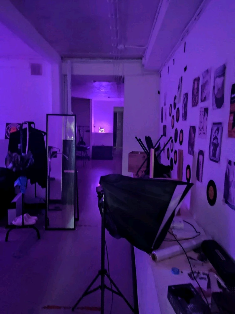 Guess my favourite color lol