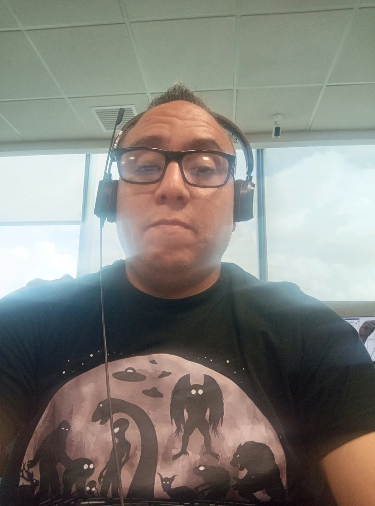 GIF gi-upload ni Geovannie Andrés