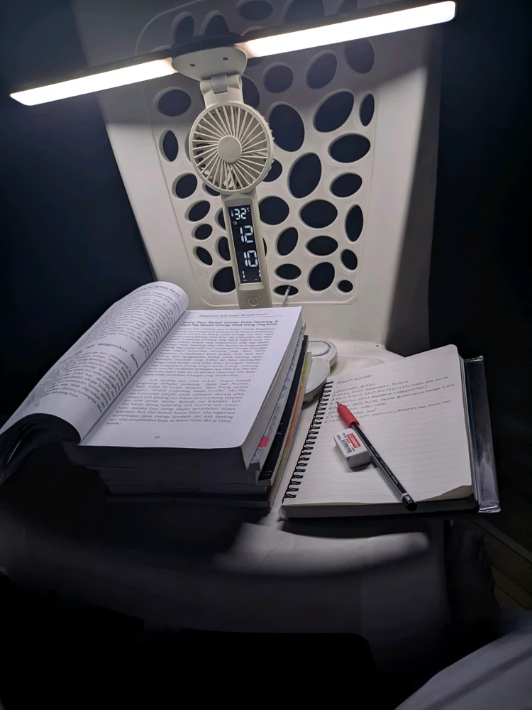 GIF dimuat naik oleh wadi