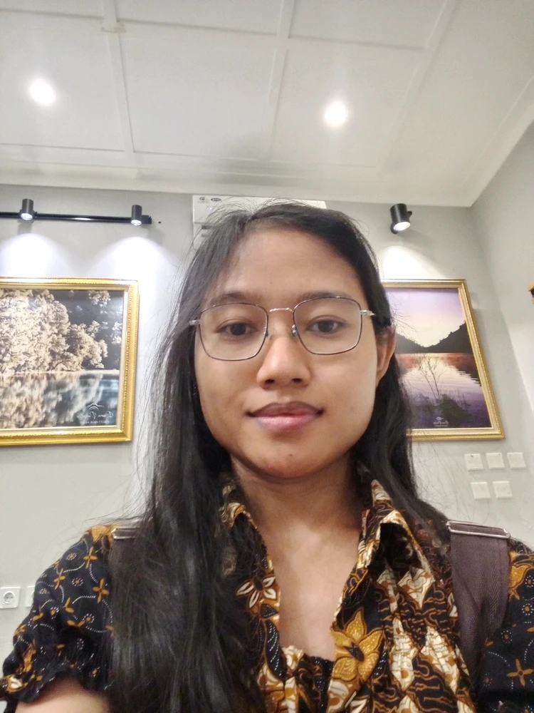 GIF diunggah oleh Kiki