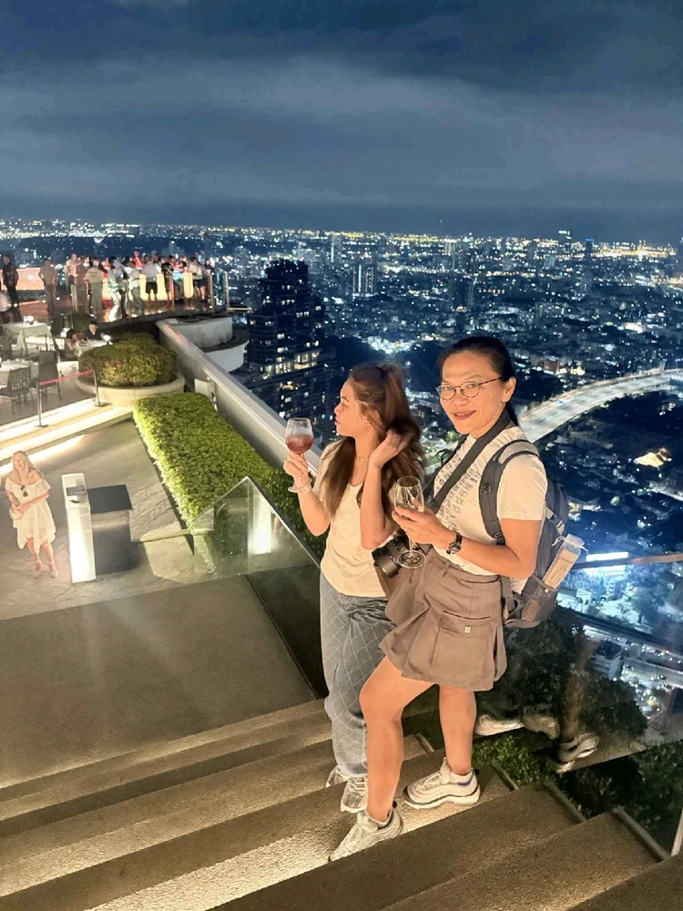 Gi-upload ni Jasmine ang hulagway