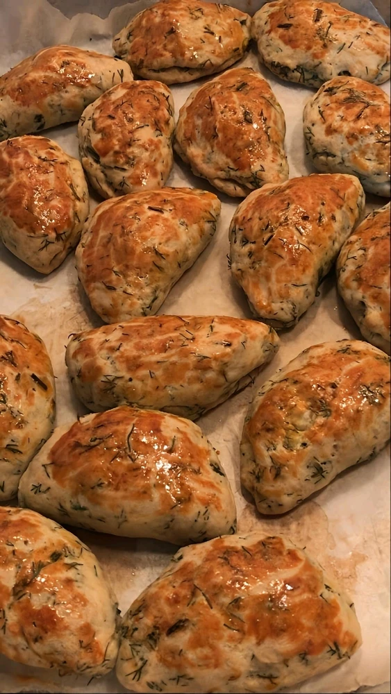 Айшен Арья tarafından yüklenen GIF