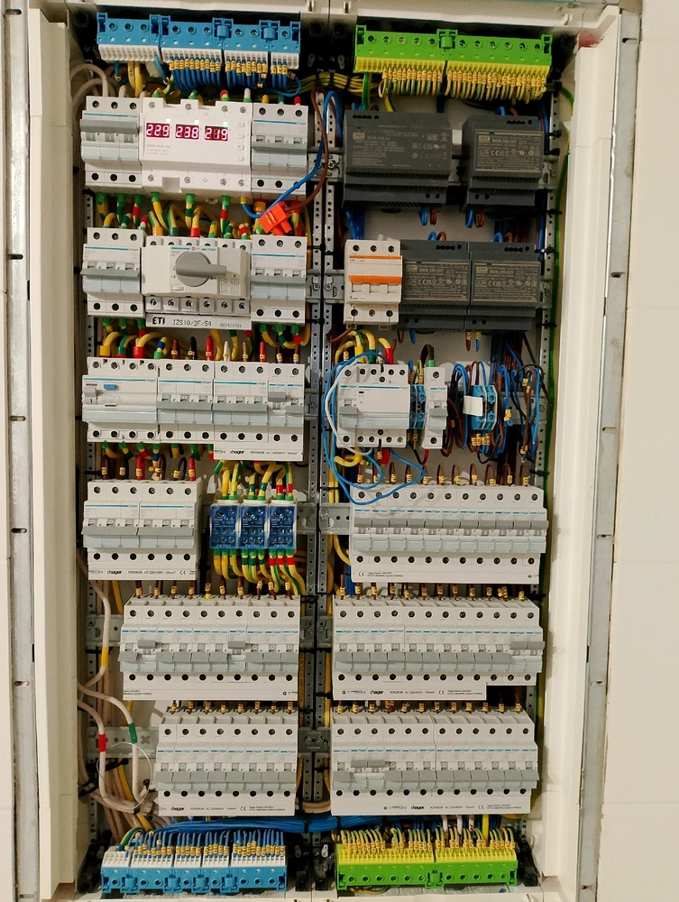 Гіфку завантажив Святослав