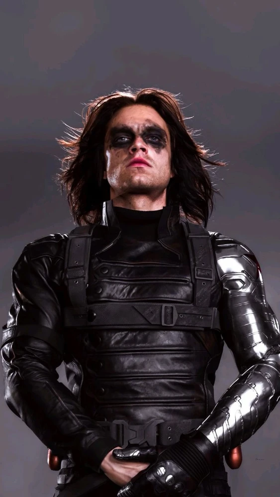 Procuro alguém que faça cosplayer do soldado invernal