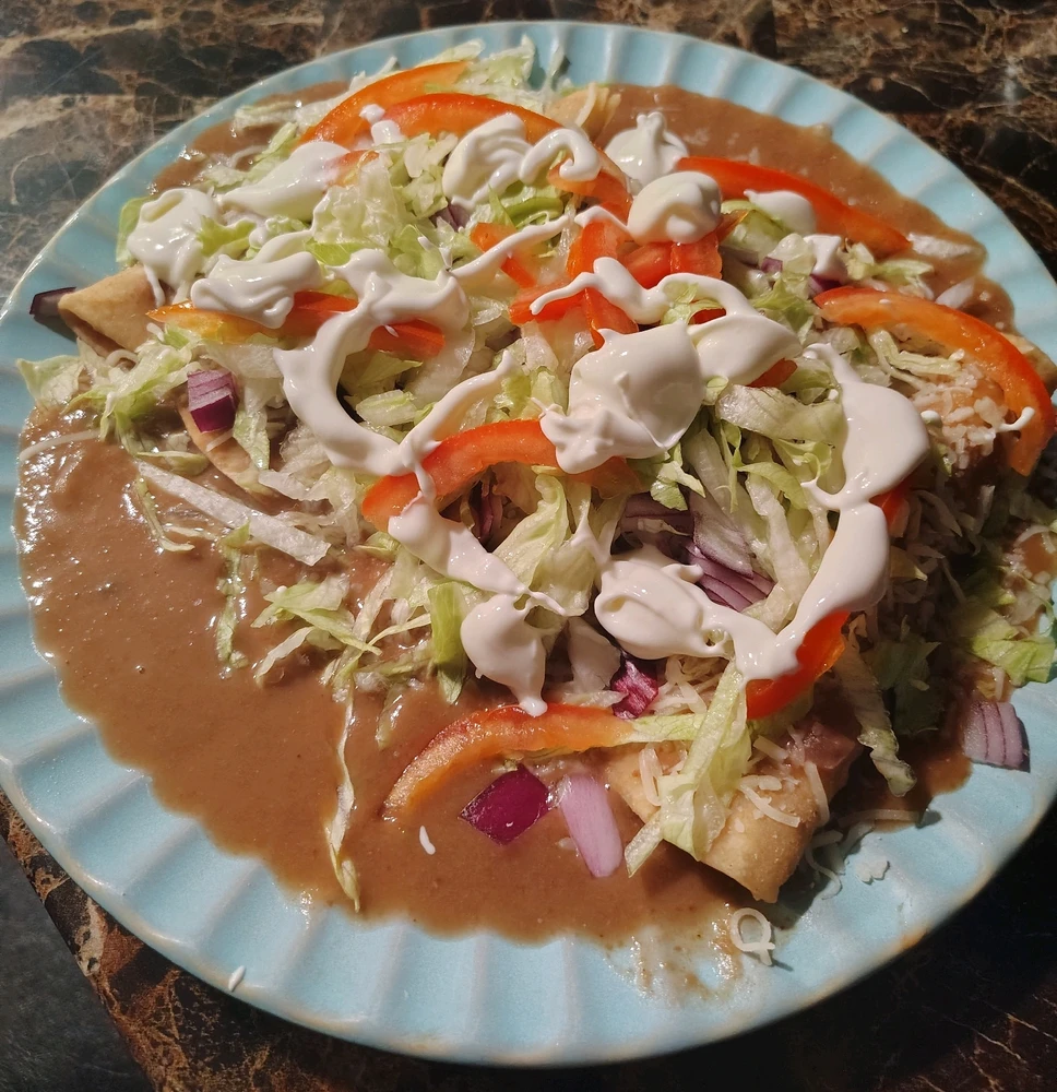 Forgot to post... Enfrijoladas 😁🤣