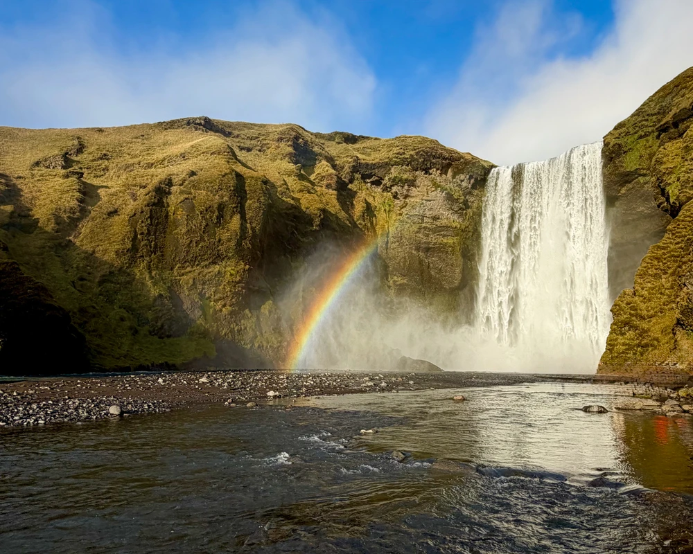 🇮🇸 Iceland